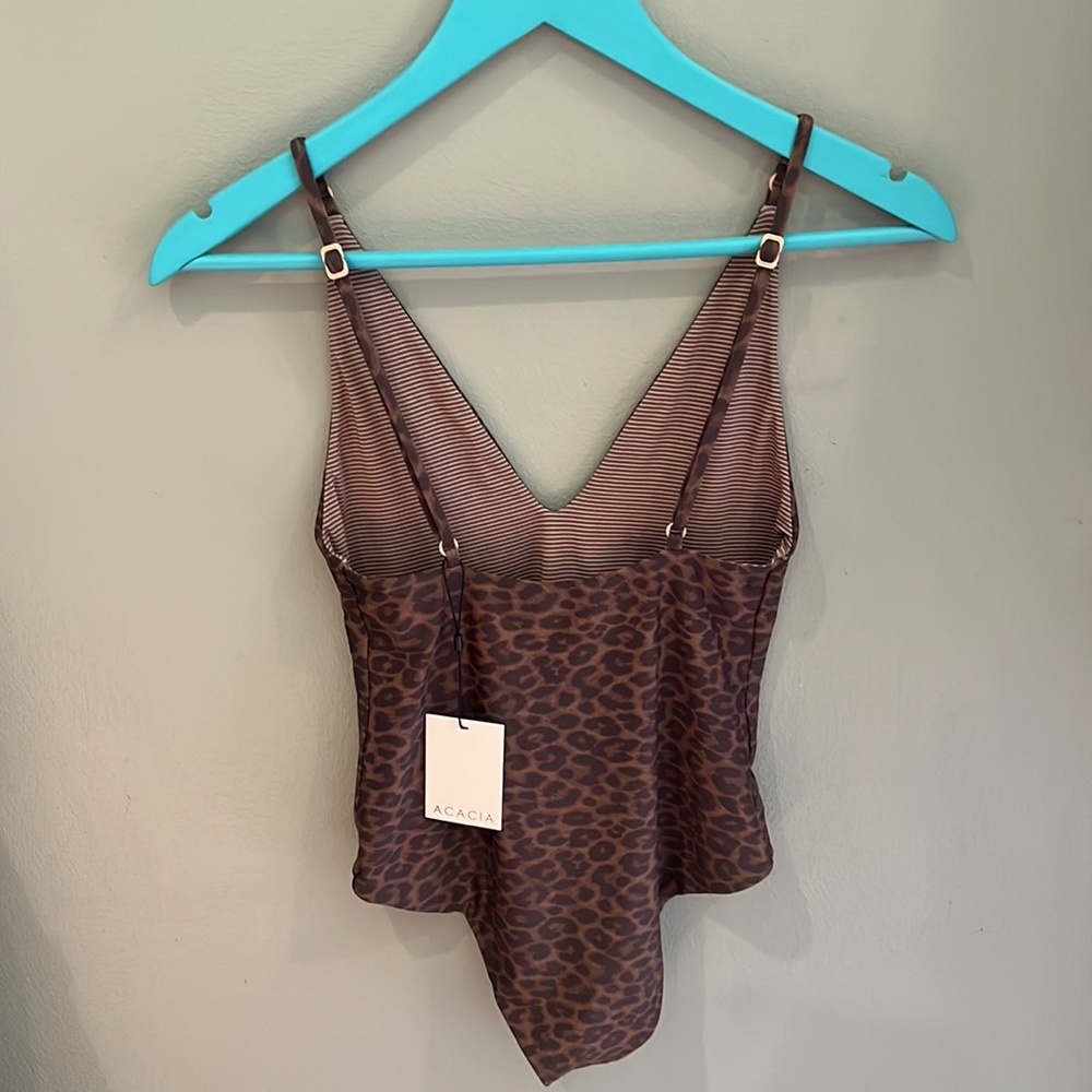 NWT Acacia Lenny Full piece Javan sold out print - Picture 5 of 10